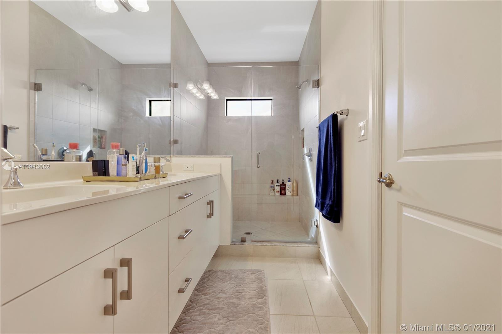 9932 Brickhill Drive Boca Raton, FL 33428 - Photo 15 of 34 Gallery Image 15