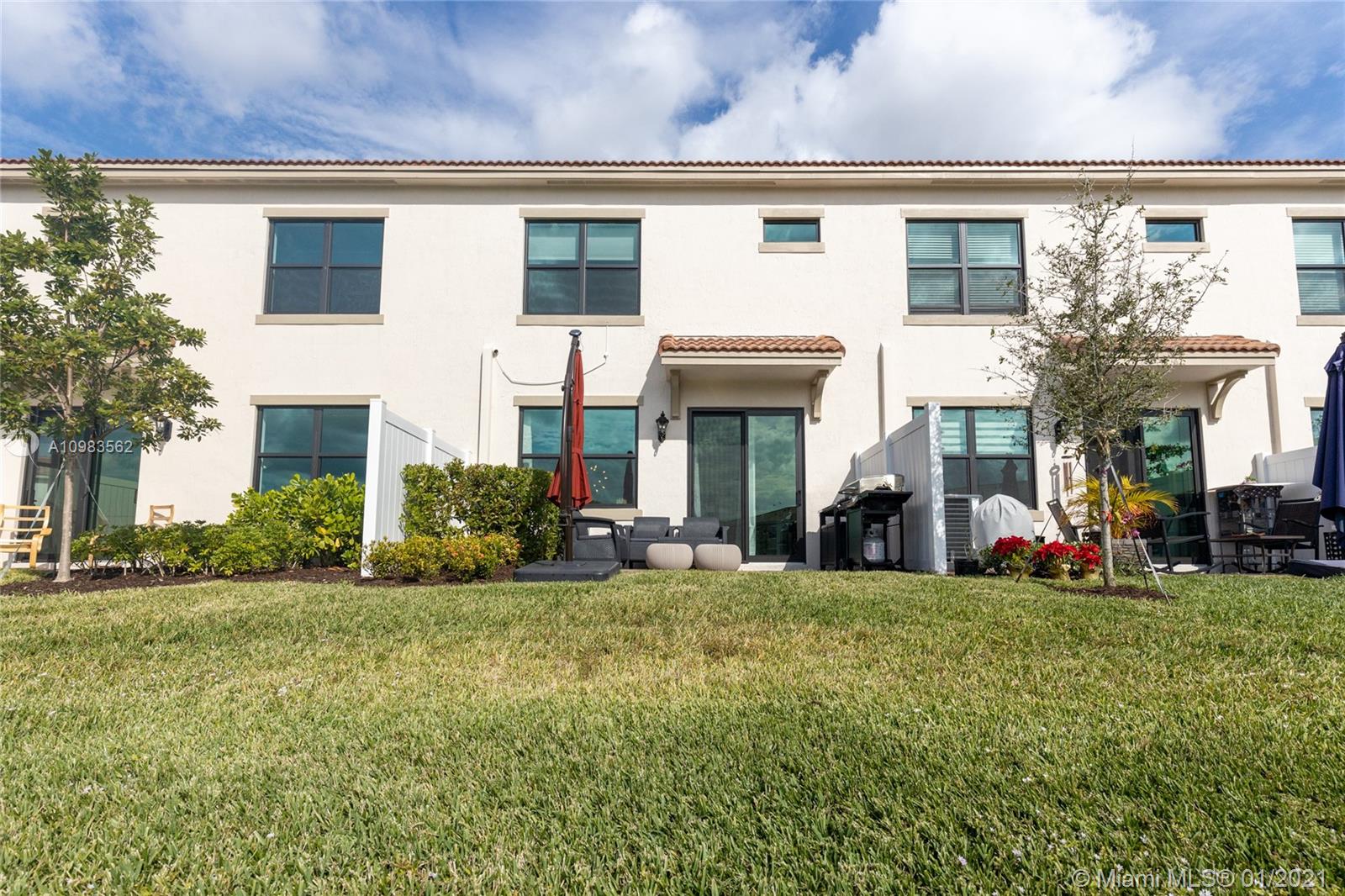 9932 Brickhill Drive Boca Raton, FL 33428 - Photo 25 of 34 Gallery Image 25