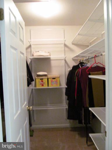 9220 Ispahan Loop Laurel, MD 20708 - Photo 4 of 30 Interior (General)