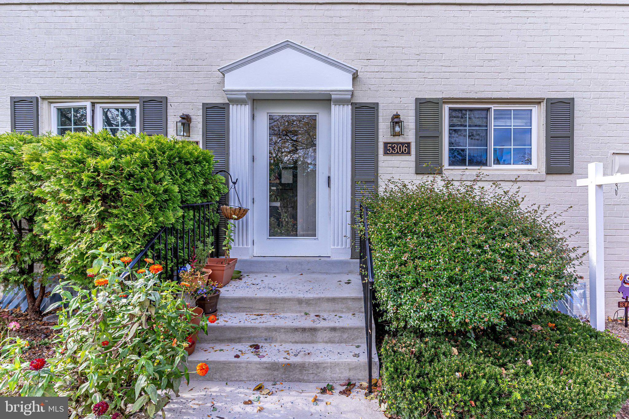 5306 Pooks Hill Road, Unit 30653 Bethesda, MD 20814 - Photo 1 of 24 Front Entrance