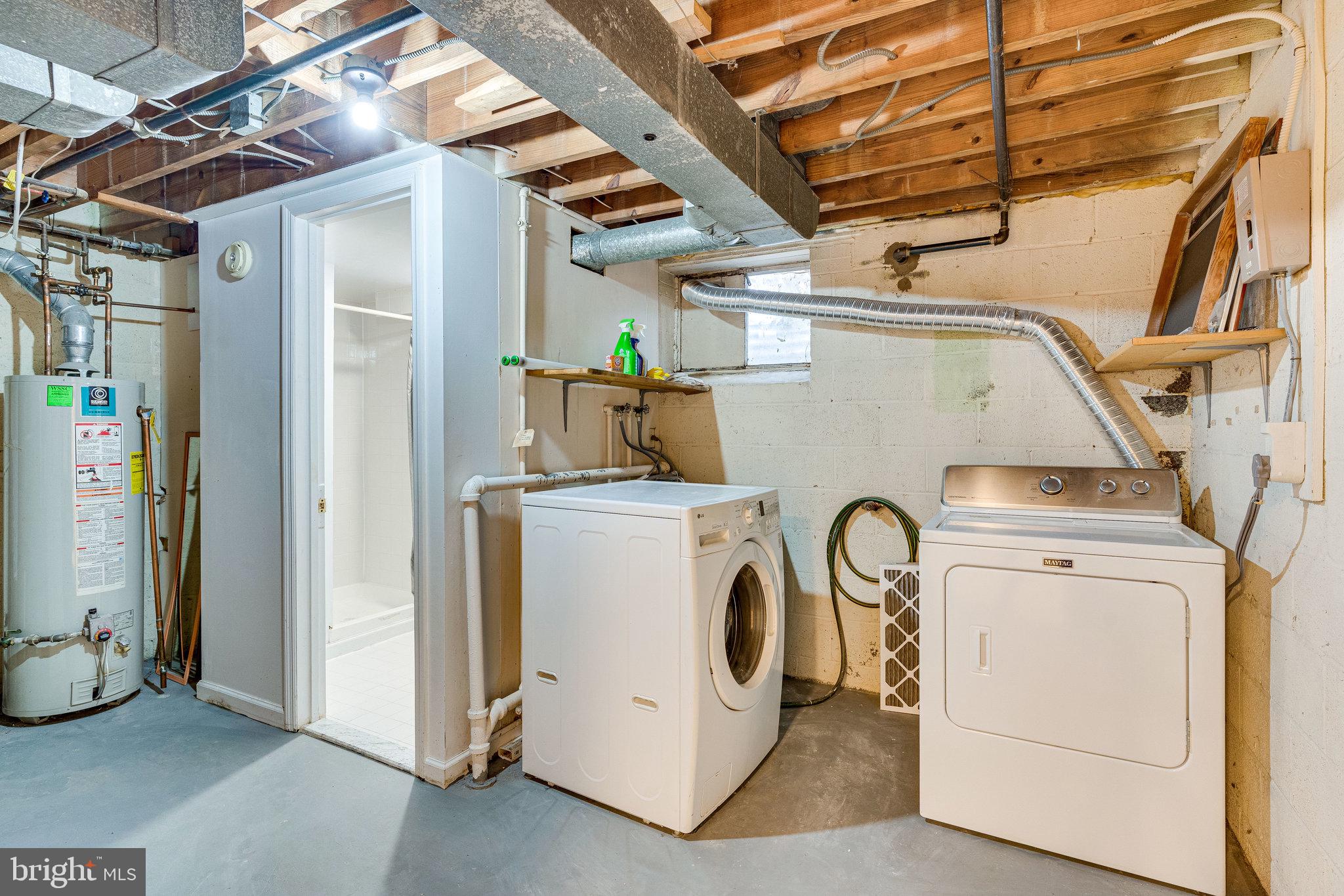 5306 Pooks Hill Road, Unit 30653 Bethesda, MD 20814 - Photo 21 of 24 Laundry