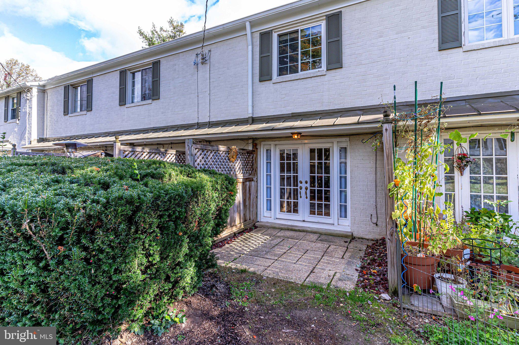 5306 Pooks Hill Road, Unit 30653 Bethesda, MD 20814 - Photo 24 of 24 Patio