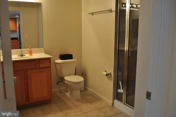 $3,300 | 2220 Fairfax Drive, Unit 503, Arlington, VA 22201