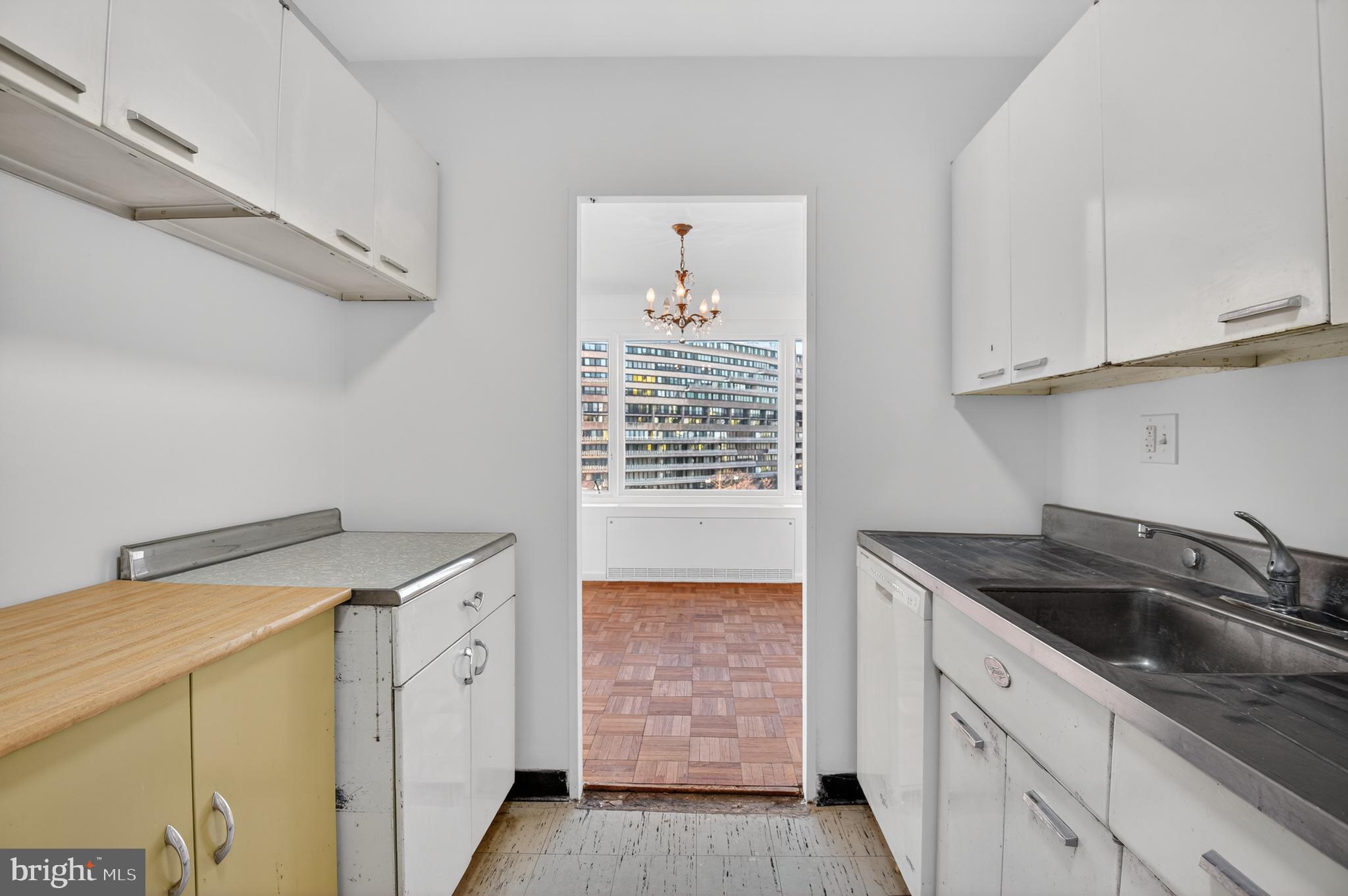 2475 Virginia Avenue Northwest, Unit 429 Washington, DC 20037 - Photo 10 of 35