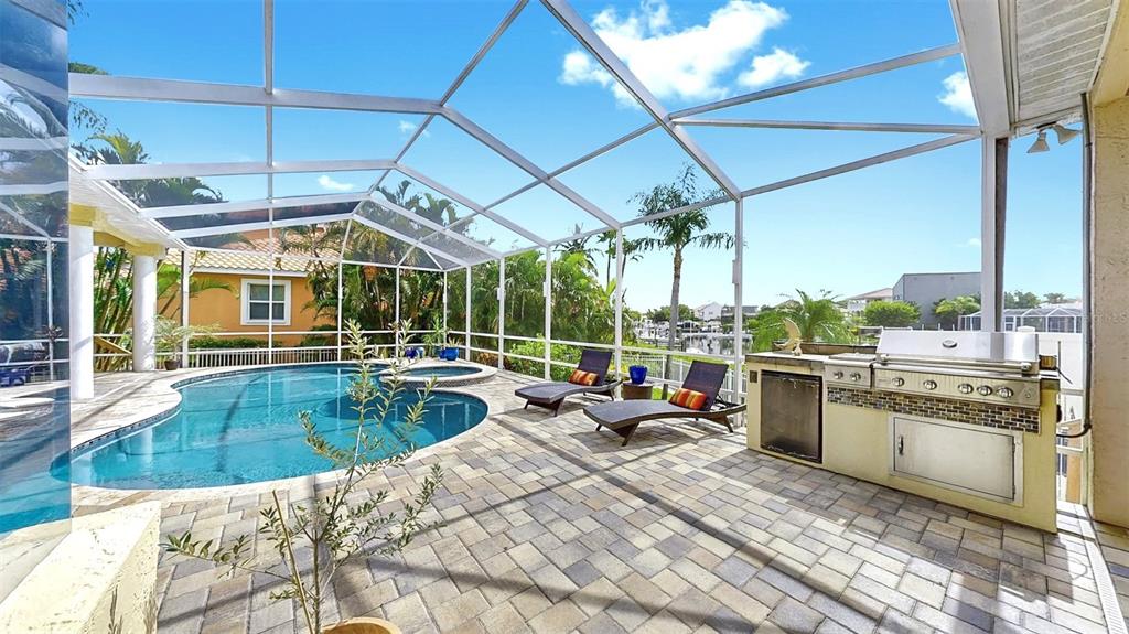 914 Capriccio Lane Apollo Beach, FL 33572 - Photo 63 of 75