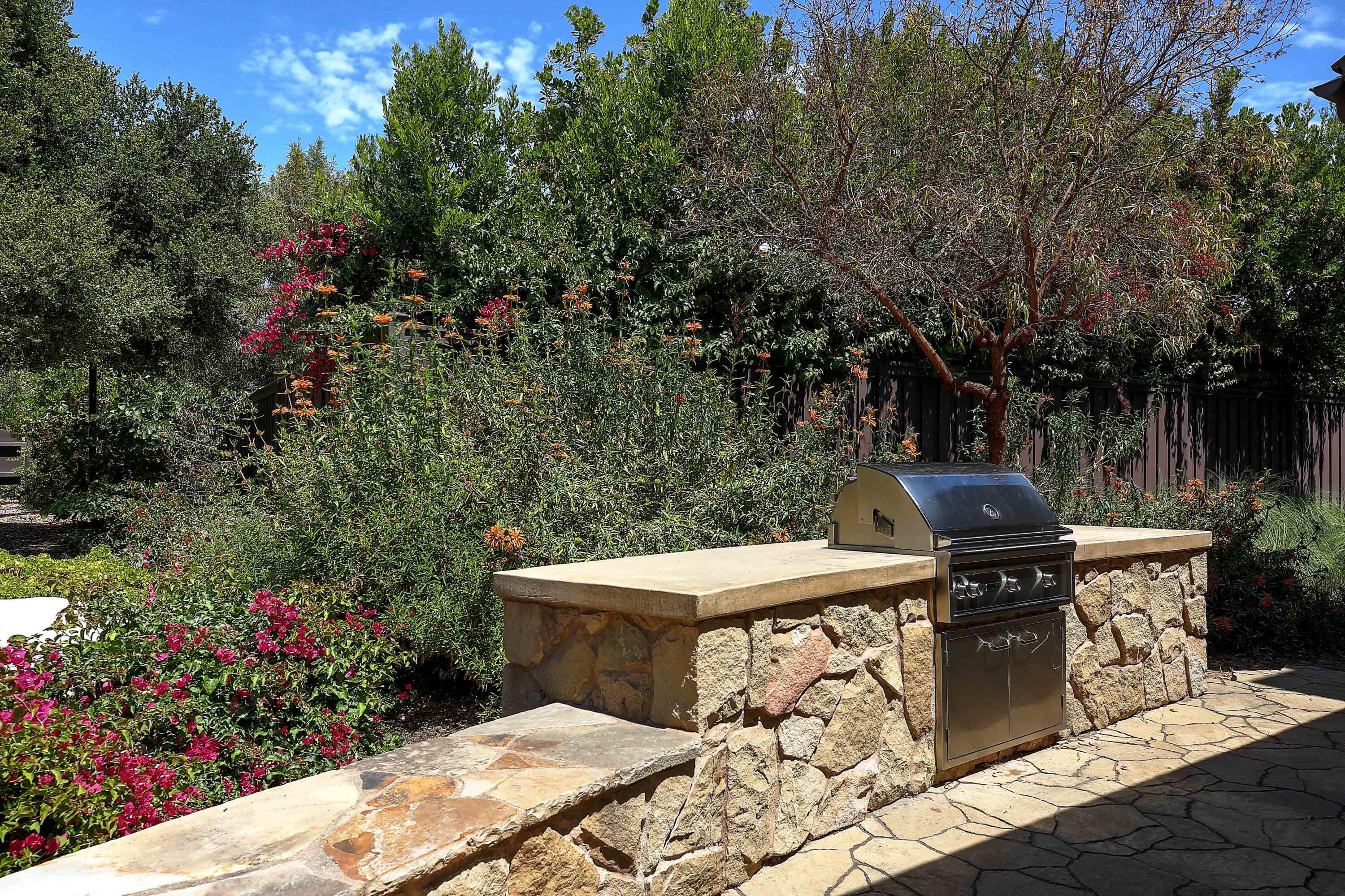 5445 Tree Farm Lane Santa Barbara, CA 93111 - Photo 45 of 49 Community Grill