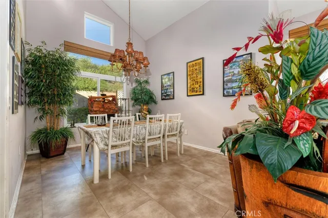 $915,000 | 11849 Kathyann Street, Sylmar, CA 91342