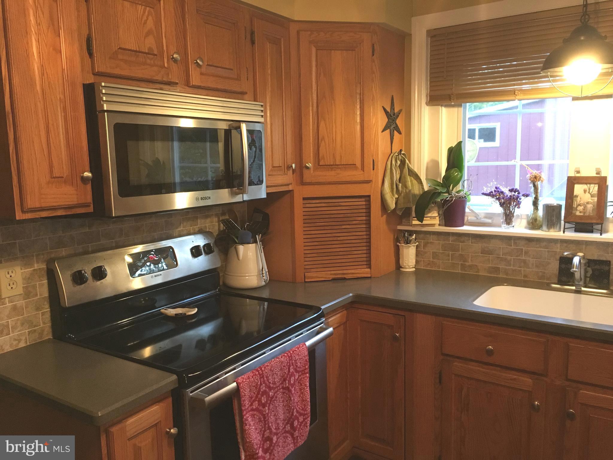 1041 Magazine Road Green Lane, PA 18054 - Photo 11 of 33 Gallery Image 11