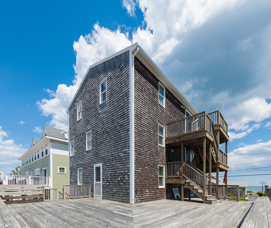149 Jericho Road, Unit B Scituate, MA 02066 - Photo 4 of 22 a front view of a house
