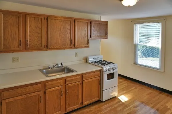 $2,300 | 19 Norumbega Terrace, Unit 1, Waltham, MA 02453