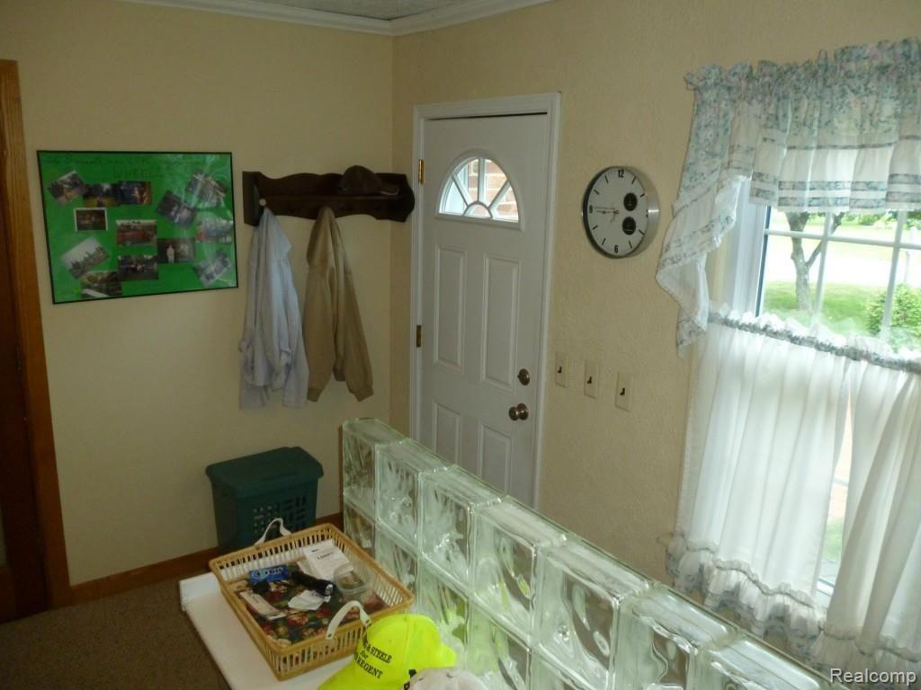 3736 Orchardview Avenue Rochester, MI 48307 - Photo 32 of 52 P1040144.jpg