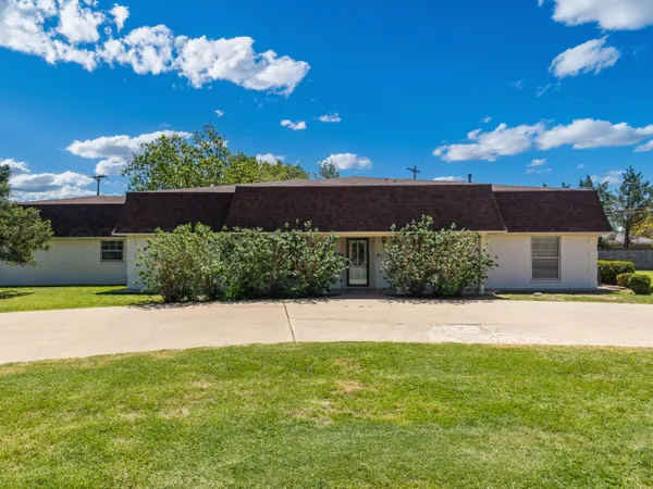 $395,000 | 130 Bailey Avenue, Dumas, TX 79029