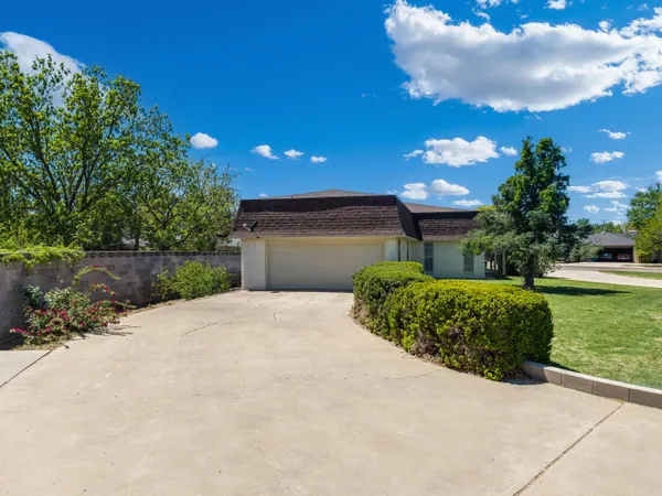 $395,000 | 130 Bailey Avenue, Dumas, TX 79029