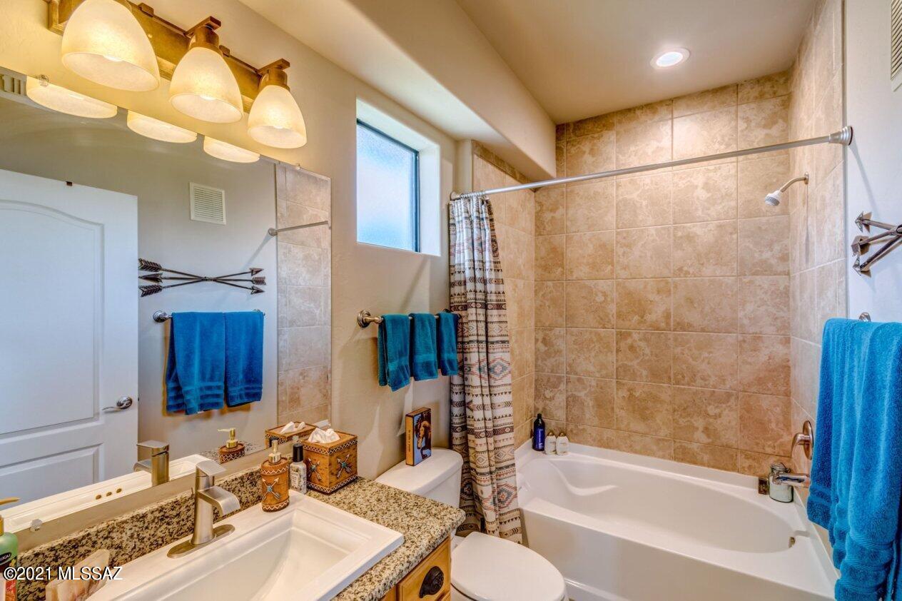 2550 East River Road, Unit 14201 Tucson, AZ 85718 - Photo 19 of 35