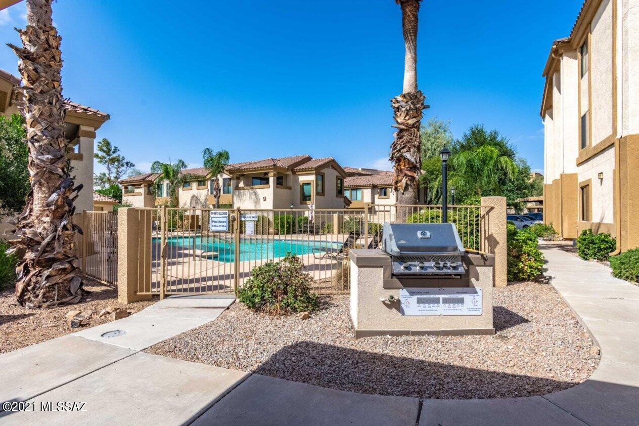 2550 East River Road, Unit 14201 Tucson, AZ 85718 - Photo 32 of 35
