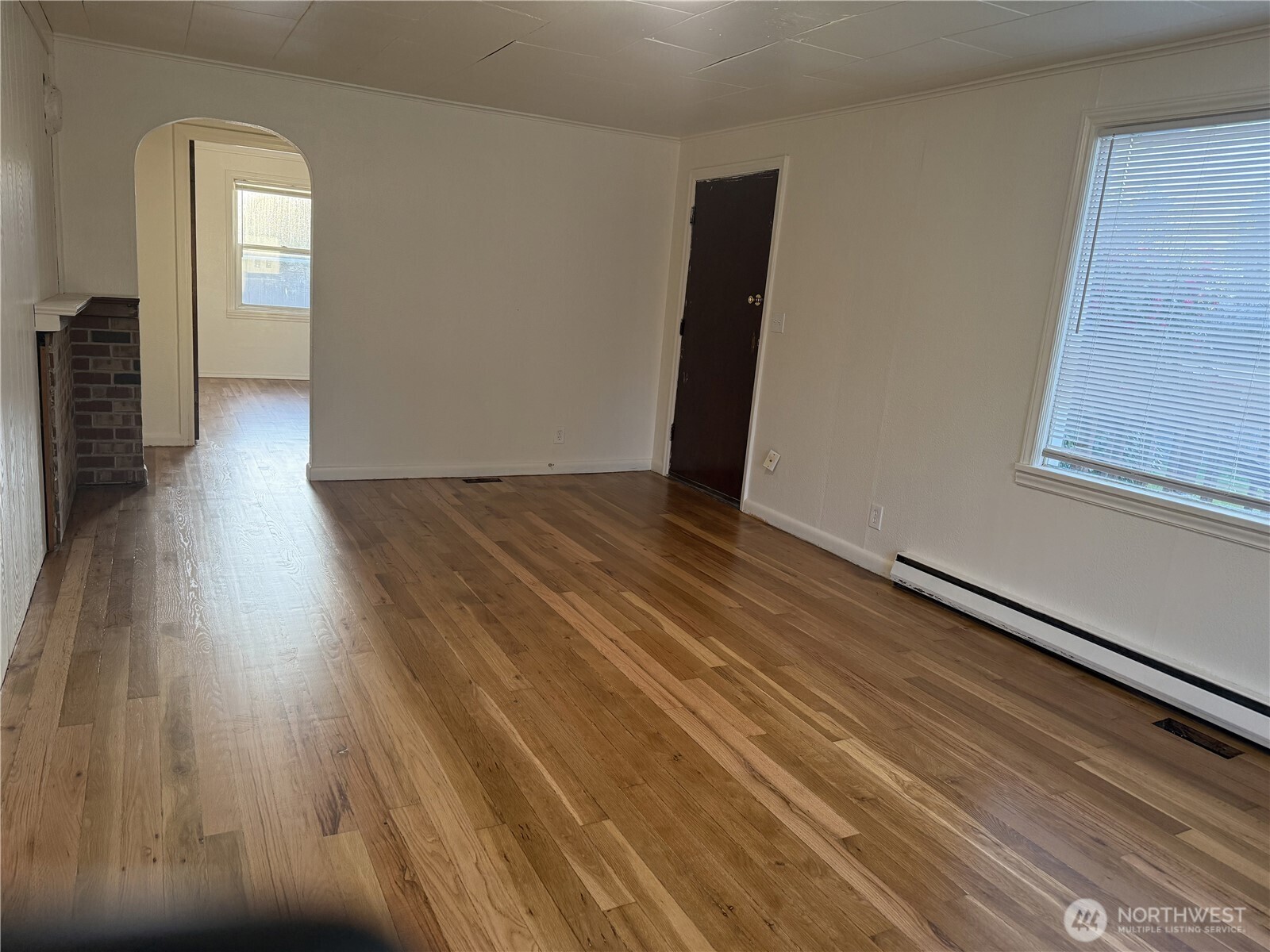 5415 Northeast 4th Street Renton, WA 98059 - Photo 3 of 8