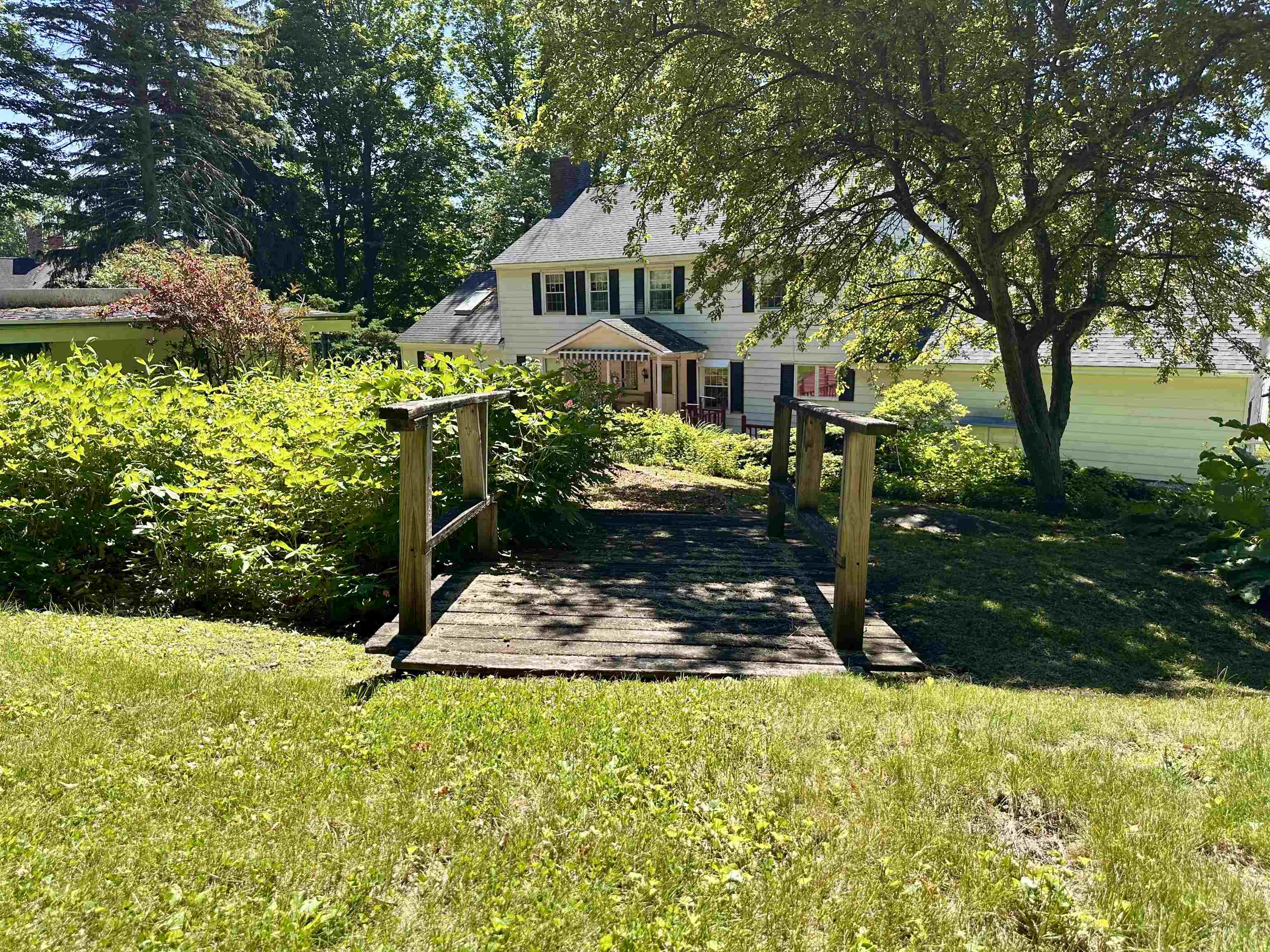 11 Prospect Street St. Albans, VT 05478 - Photo 10 of 16
