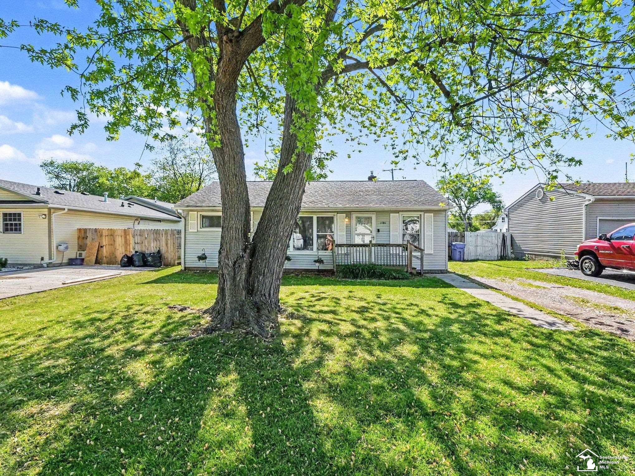 1480 Walnut Street Monroe, MI 48162 - Photo 1 of 15