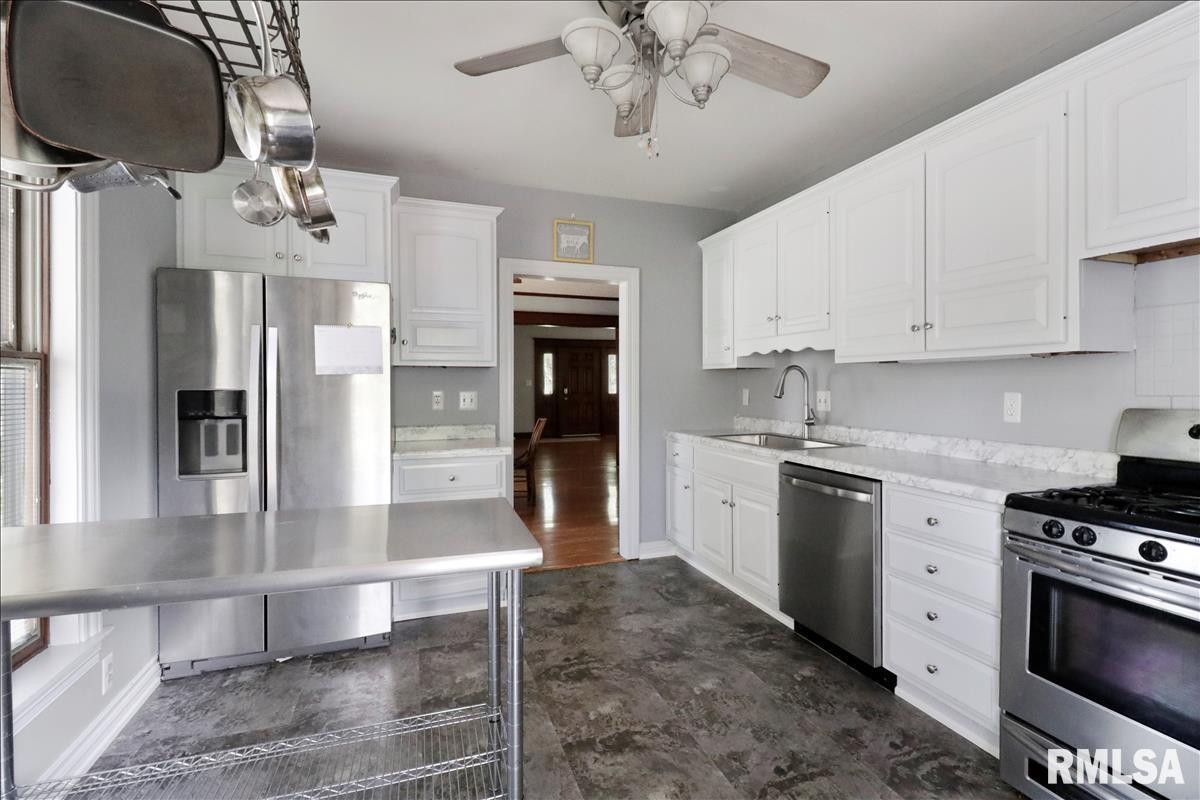 1400 West Governor Street Springfield, IL 62704 - Photo 11 of 37 Gallery Image 11