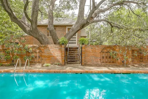 $2,225,000 | 2424 Medford Court West, Fort Worth, TX 76109
