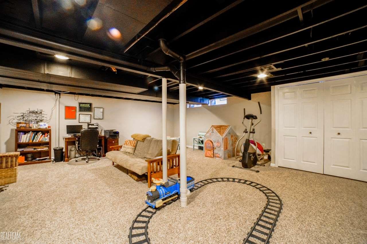 47405 Concord Road Macomb, MI 48044 - Photo 22 of 25