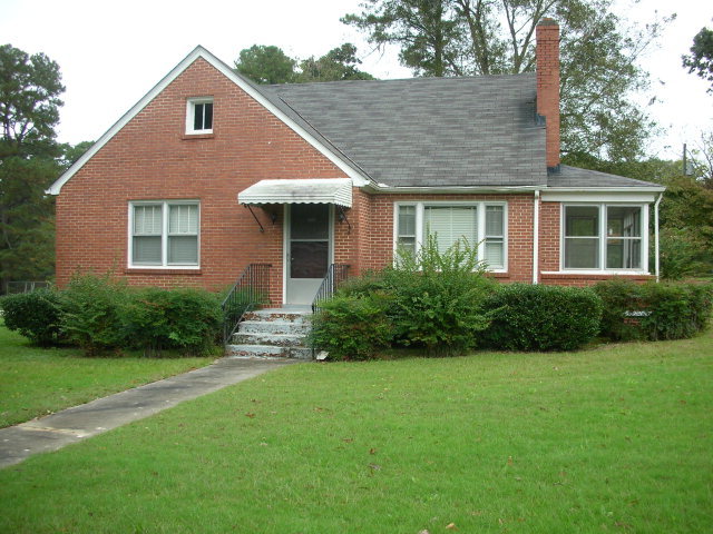 302 North Walnut Street Spring Hope, NC 27882 - Photo 1 of 13 Primary Photo