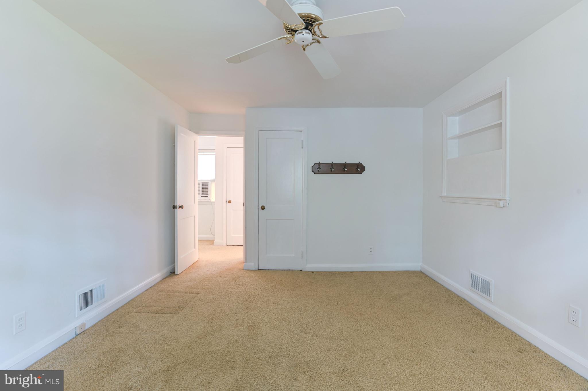 6950 Deerfield Road Pikesville, MD 21208 - Photo 23 of 50 Primary Bedroom