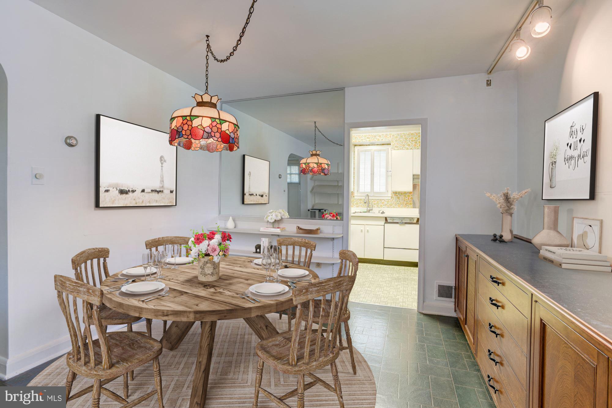 6950 Deerfield Road Pikesville, MD 21208 - Photo 3 of 50 Dining Room