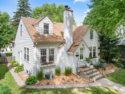 $700,000 | 2616 Inglewood Avenue South, St. Louis Park, MN 55416