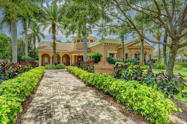 $1,395,000 | 106 Via Santa Cruz, Jupiter, FL 33458