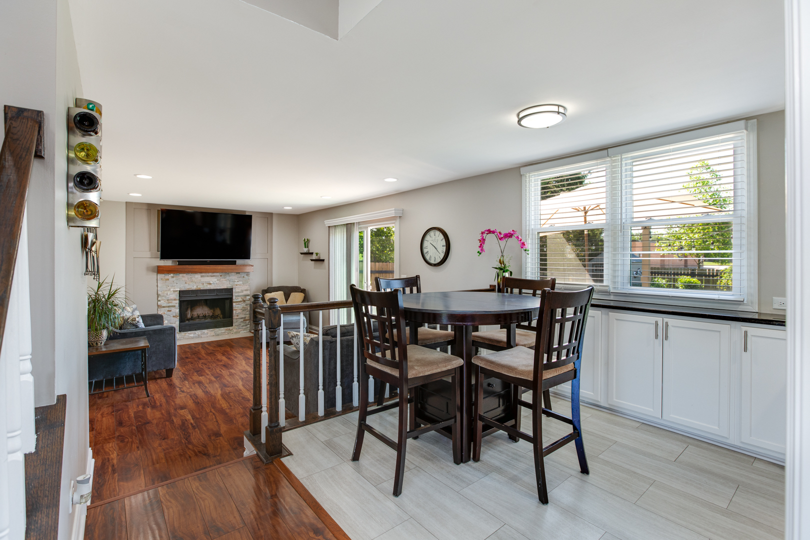 328 Springbrook Lane Carol Stream, IL 60188 - Photo 10 of 23 Gallery Image 10