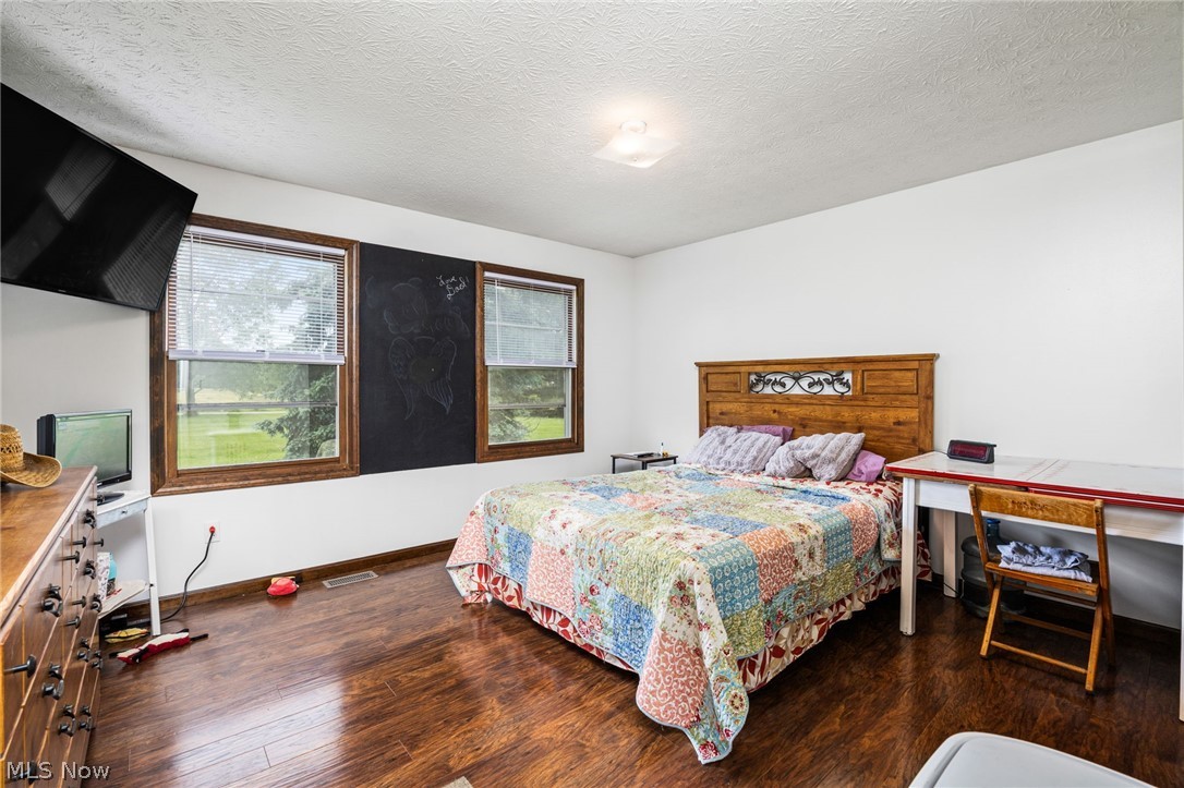 18746 Baird Road Wellington, OH 44090 - Photo 16 of 32