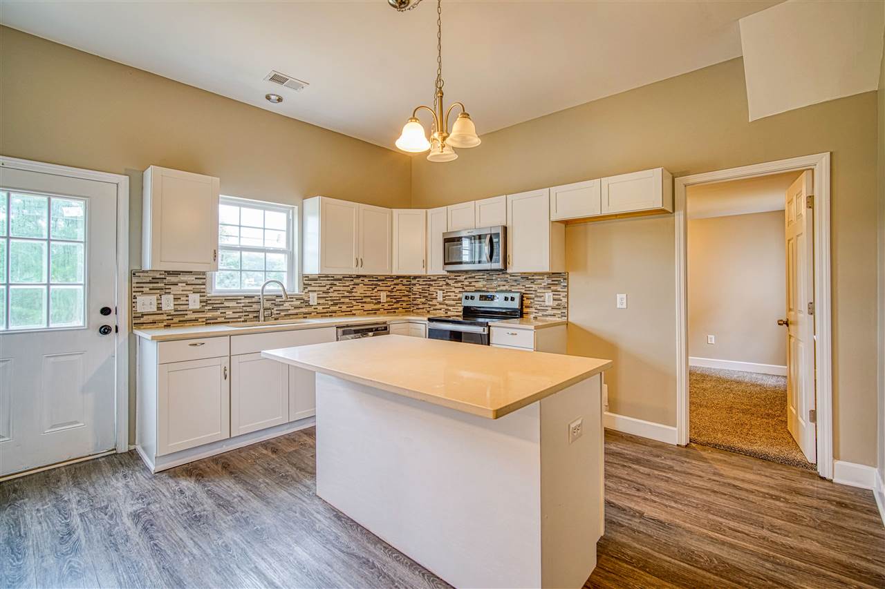 12 5th Street Inman, SC 29349 - Photo 5 of 11