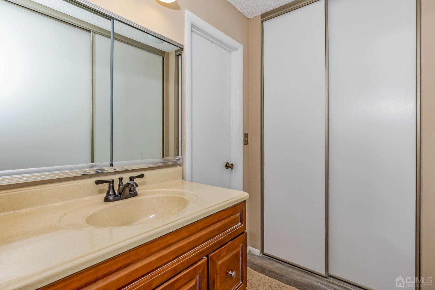508 B Hazen Road Monroe Township, NJ 08831 - Photo 20 of 23