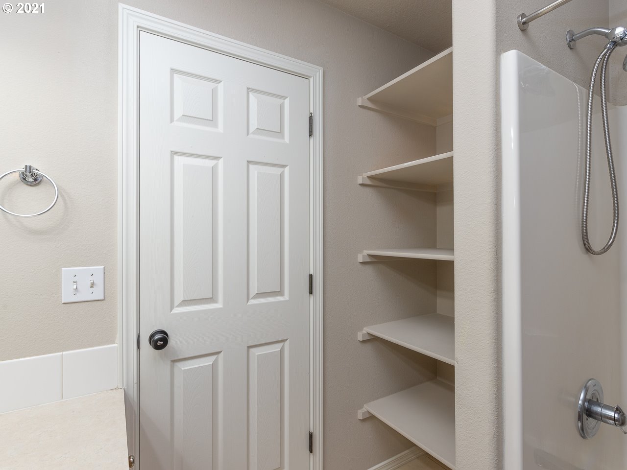 7825 Southeast Harney Street Portland, OR 97206 - Photo 18 of 30