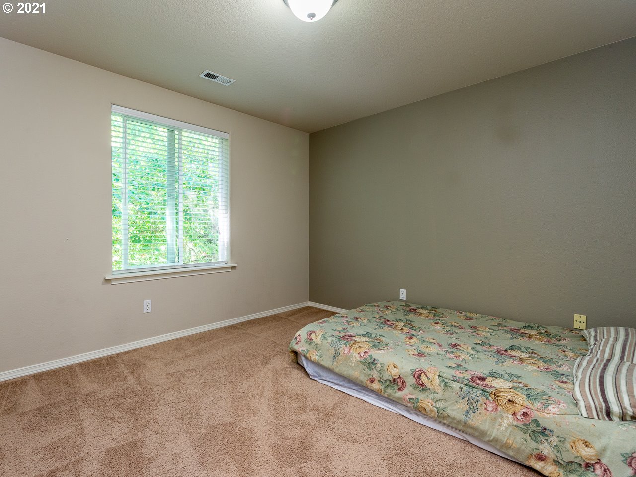 7825 Southeast Harney Street Portland, OR 97206 - Photo 22 of 30