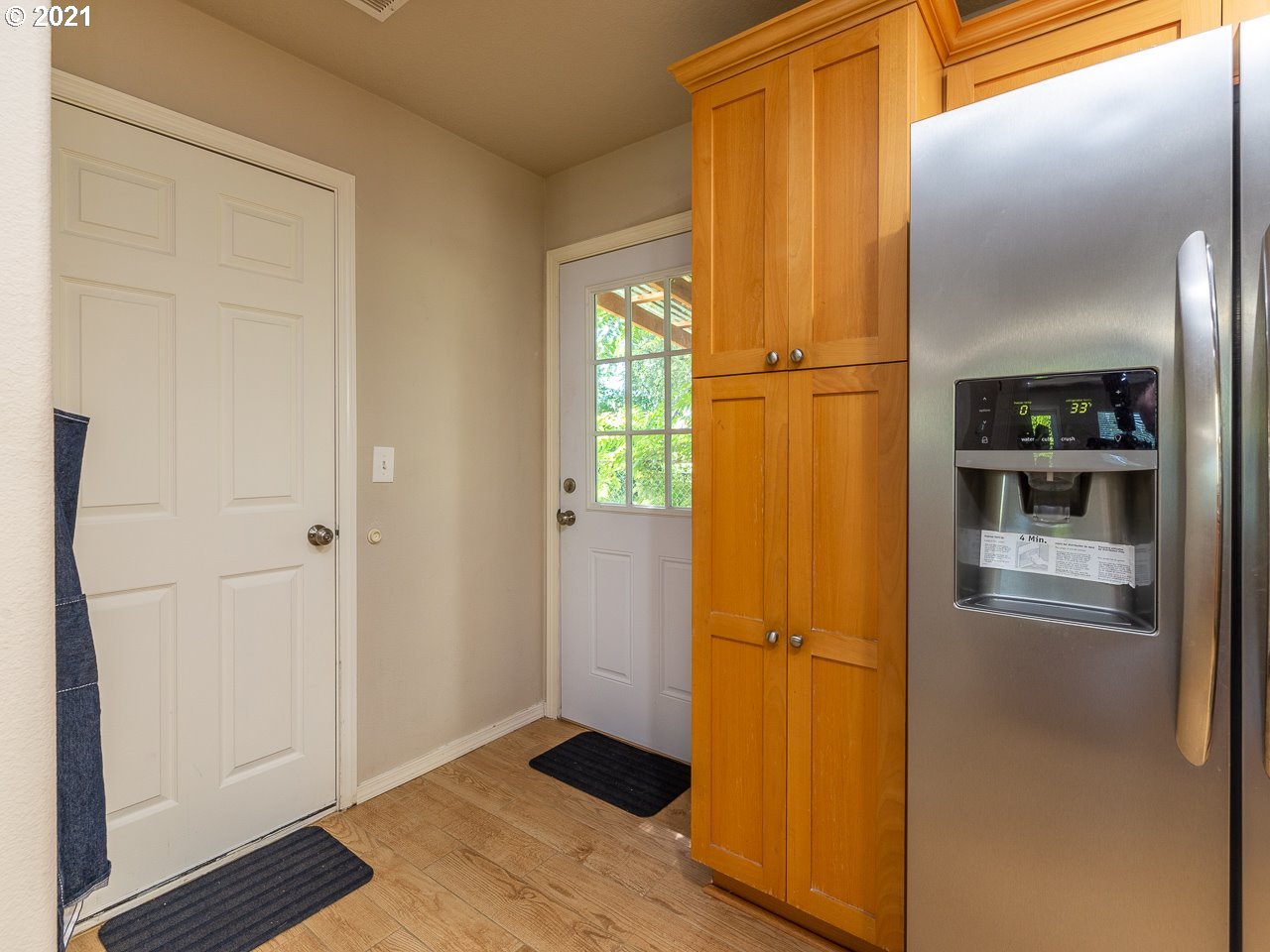 7825 Southeast Harney Street Portland, OR 97206 - Photo 8 of 30