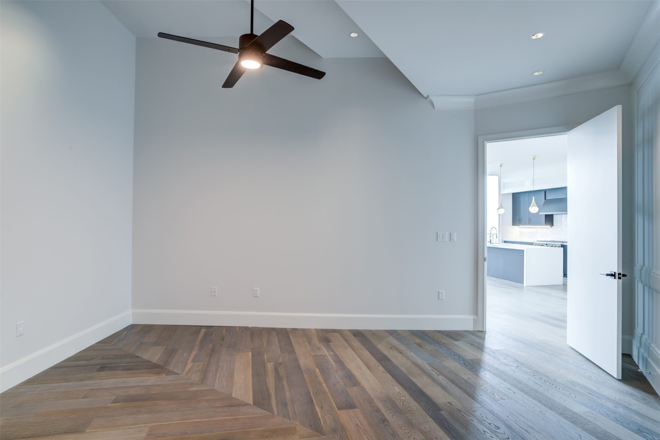 3333 Lake Street, Unit TH5 Houston, TX 77098 - Photo 42 of 50 a view of empty room with wooden floor