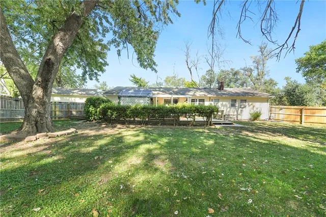 $304,900 | 8855 East 53rd Terrace, Raytown, MO 64133