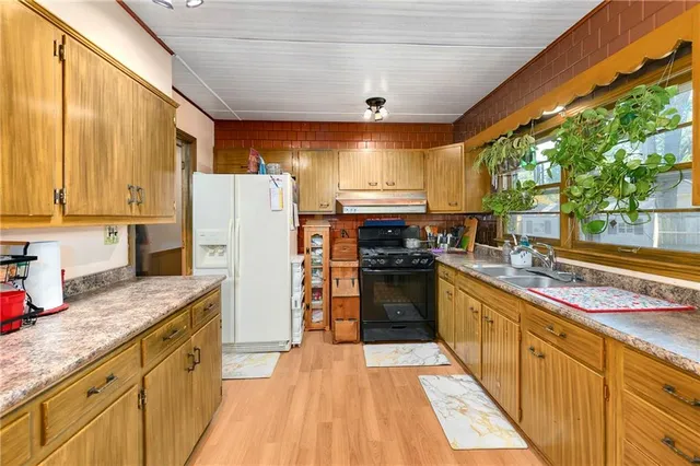 $304,900 | 8855 East 53rd Terrace, Raytown, MO 64133