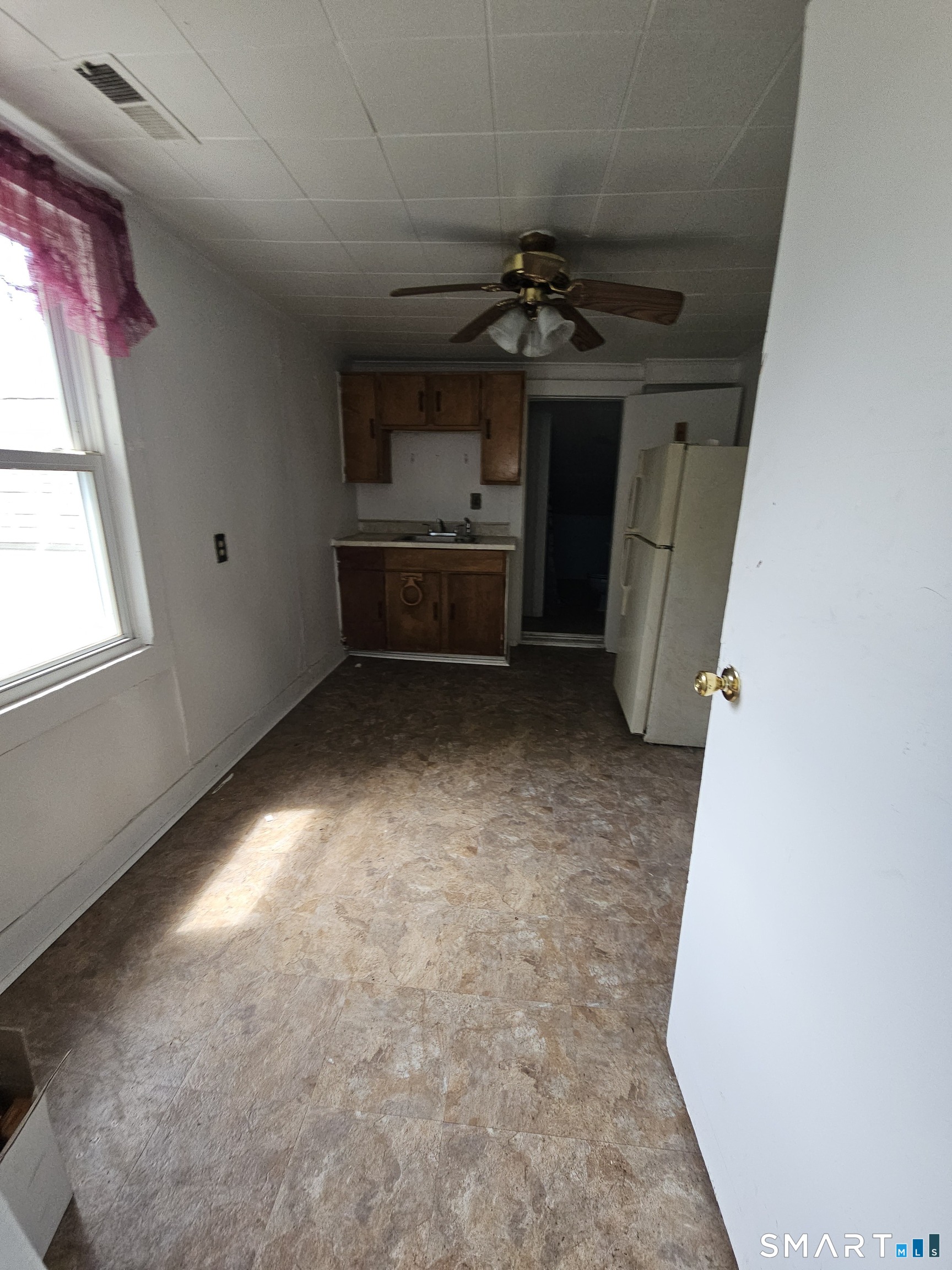 645 Silver Sands Road East Haven, CT 06512 - Photo 11 of 14