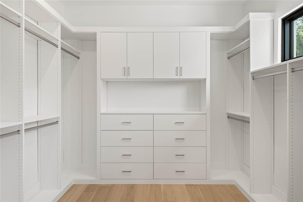 1821 Englewood Road Winter Park, FL 32789 - Photo 17 of 36 a view of an empty walk in closet