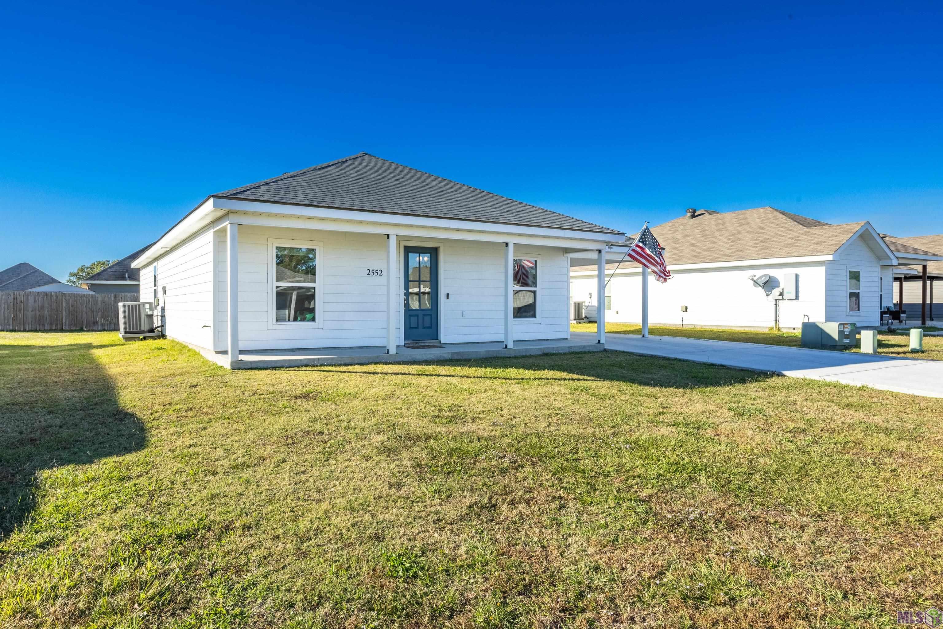 2552 Pineneedle Street Thibodaux, LA 70301 - Photo 3 of 18