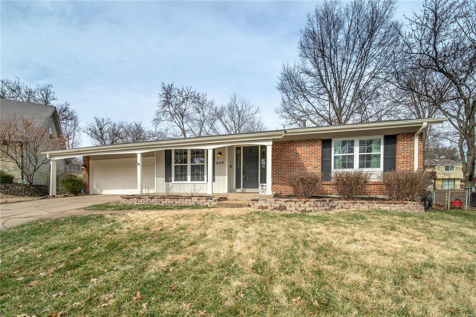 699 Walnut Point Court Ballwin, MO 63021 - Photo 1 of 28