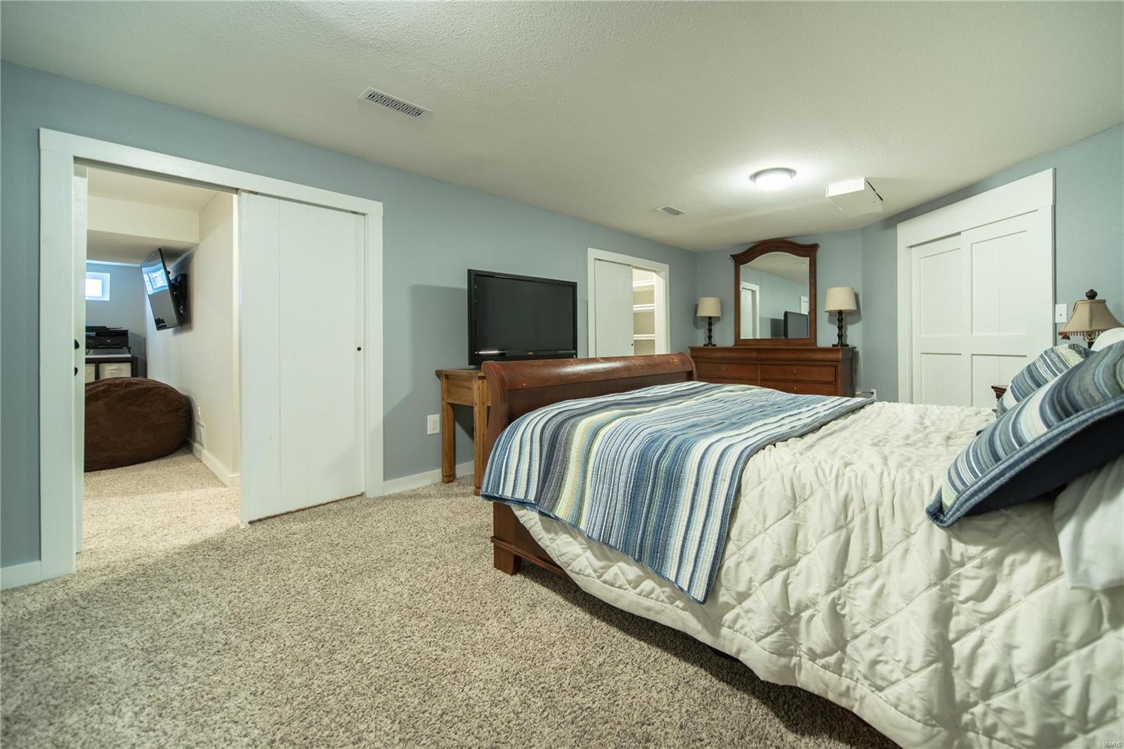 699 Walnut Point Court Ballwin, MO 63021 - Photo 19 of 28