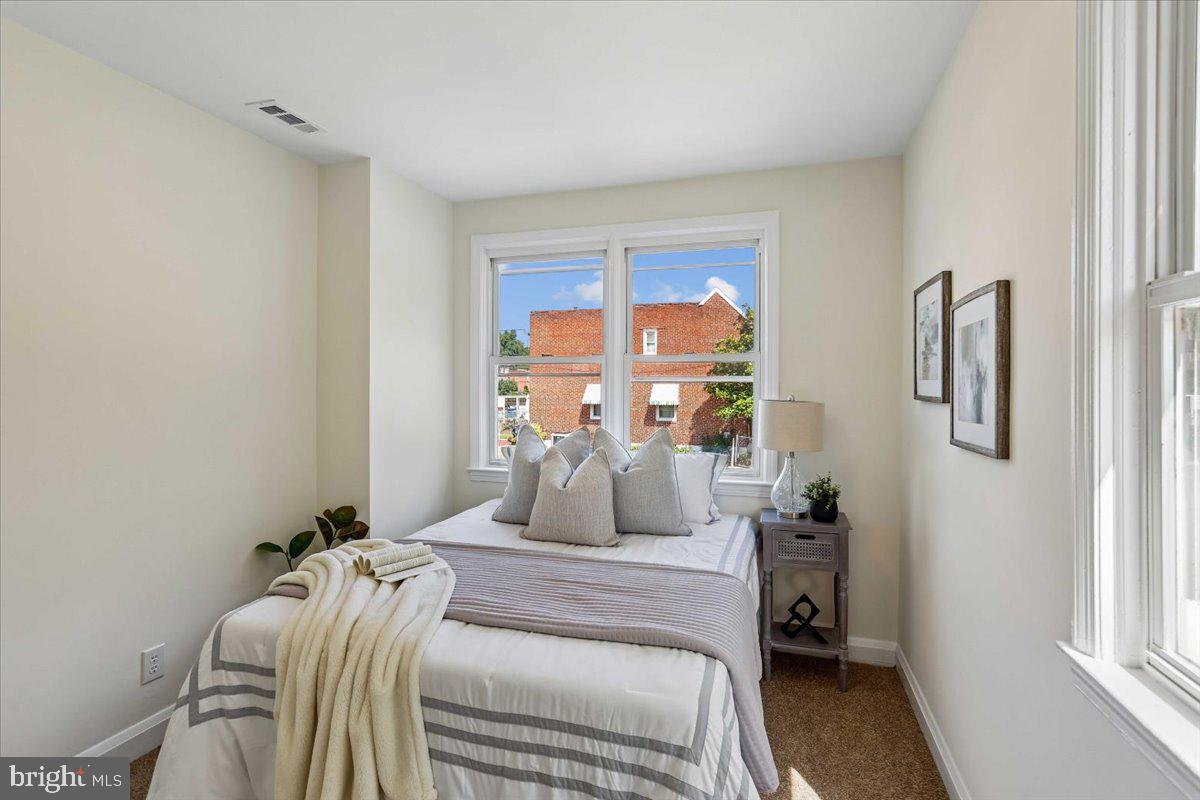 4266 Rokeby Road Baltimore, MD 21229 - Photo 17 of 27 Gallery Image 17