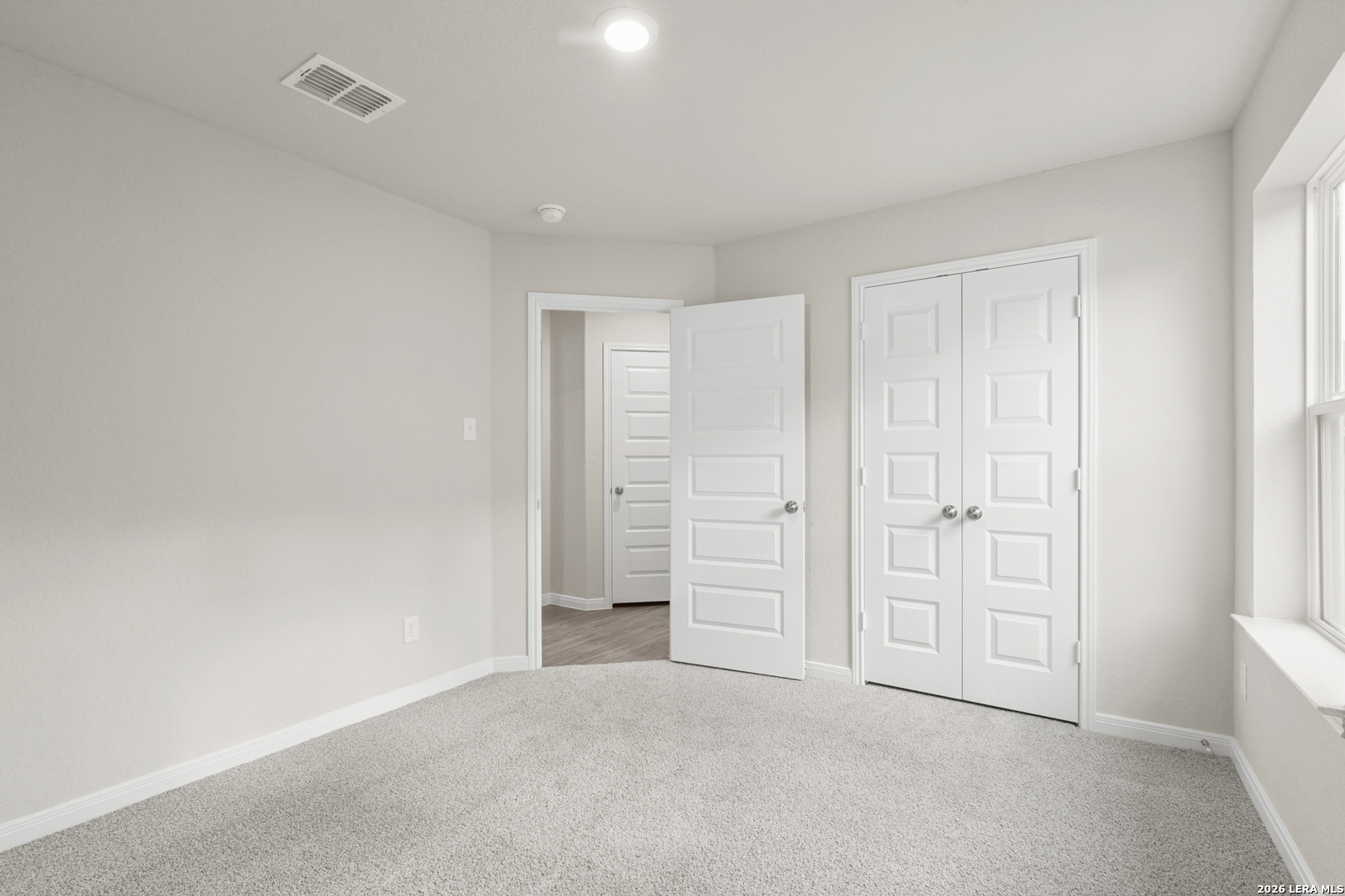 1208 Sweden Seguin, TX 78155 - Photo 5 of 32