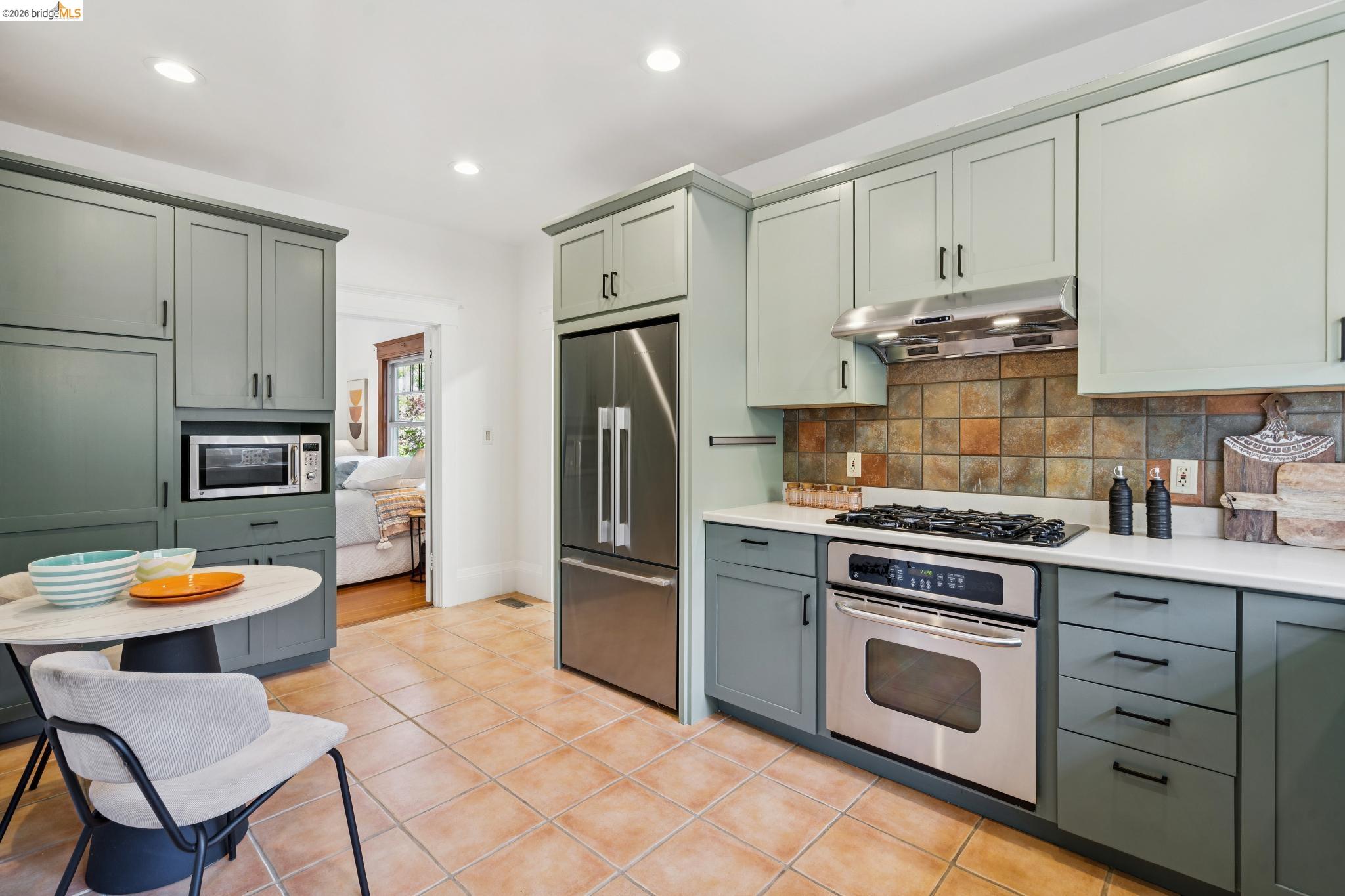 1701 Derby Street Berkeley, CA 94703 - Photo 21 of 39 Kitchen