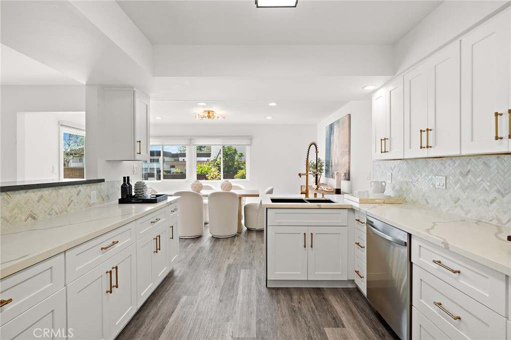 33 Seton Road Irvine, CA 92612 - Photo 13 of 40 Quartz countertops