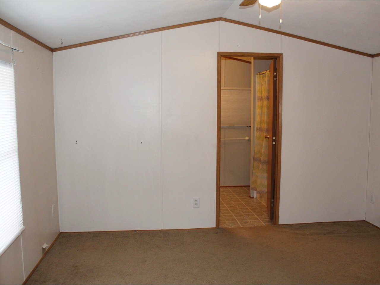 94 Wilmington Road Colchester, VT 05446 - Photo 6 of 11 Gallery Image 6